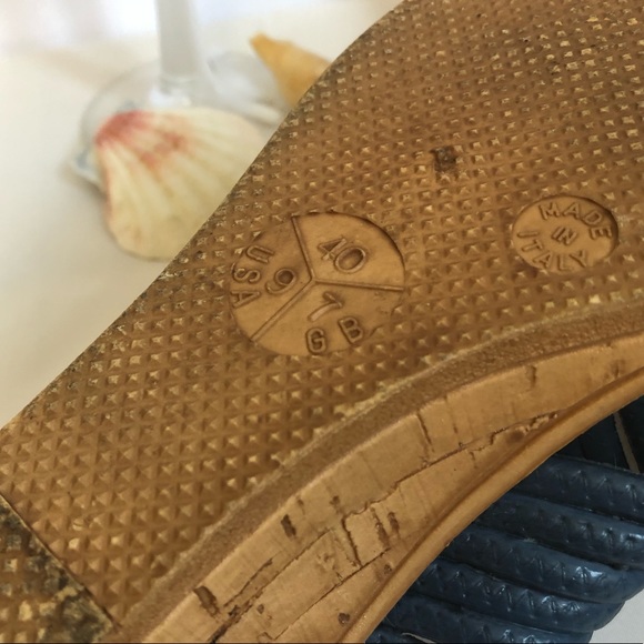 Slip on wedge heel sandals made in Italy - Picture 3 of 3